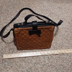 Caramel and Ebony Crossbody Purse